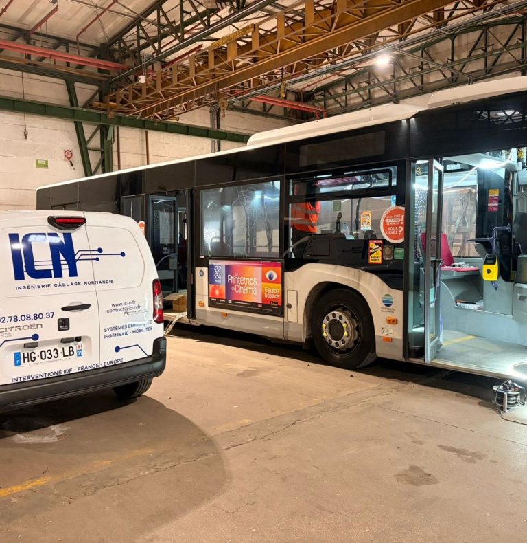 Transport Bus